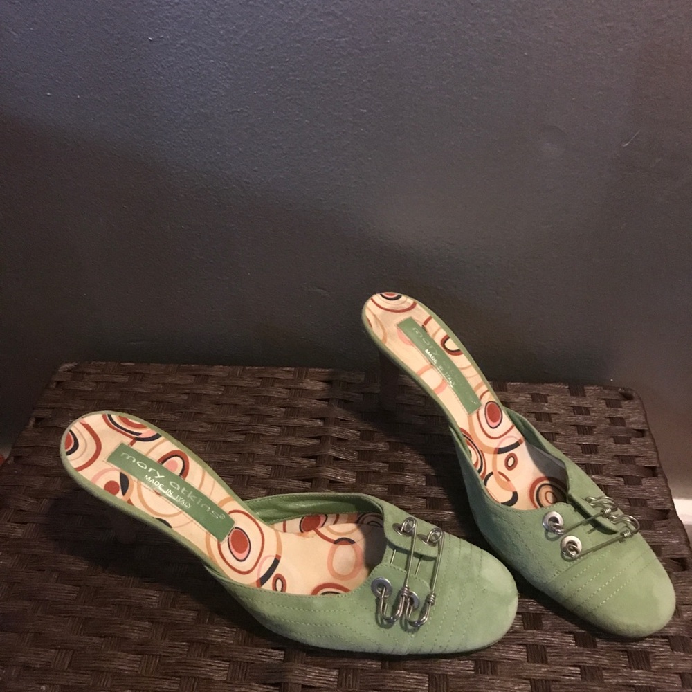 Green suede backless heels, made in Italy